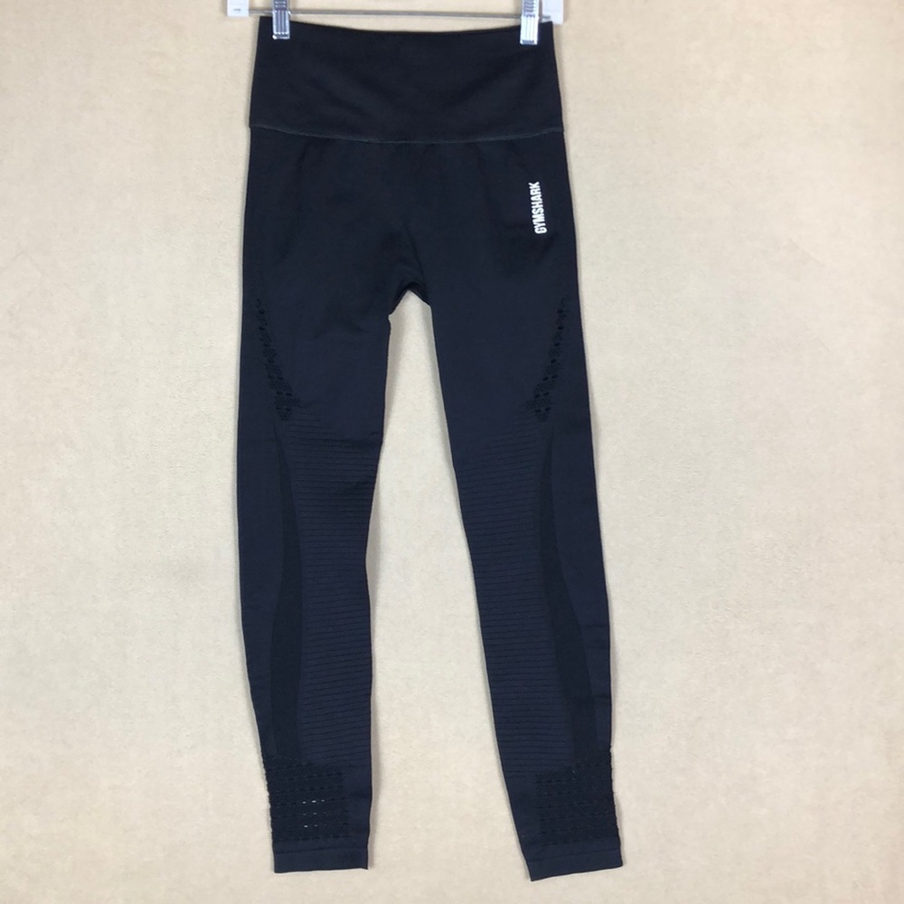 Gymshark Womens Medium Black Energy Athletic Stretch Seamless Leggings Size M